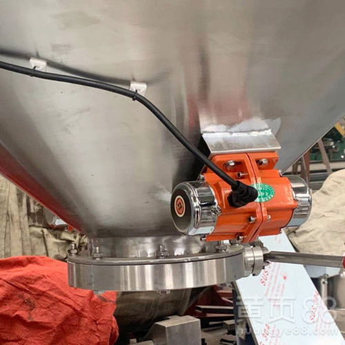 【火燥連續(xù)式真空上料機,上海電動火燥機械電動式真空上料機輸送設(shè)備操作簡單】- 